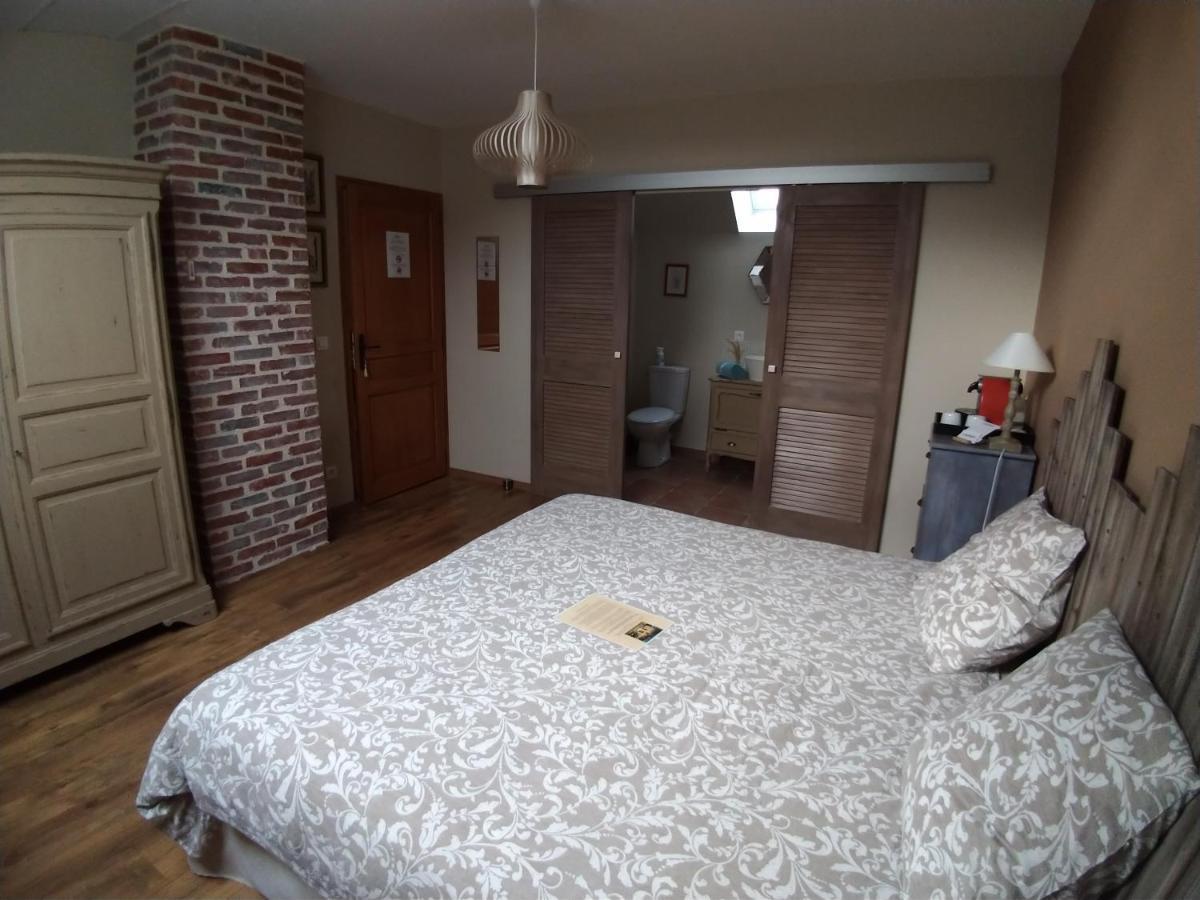 Bed and Breakfast Les Trois Provinces Couffy Экстерьер фото