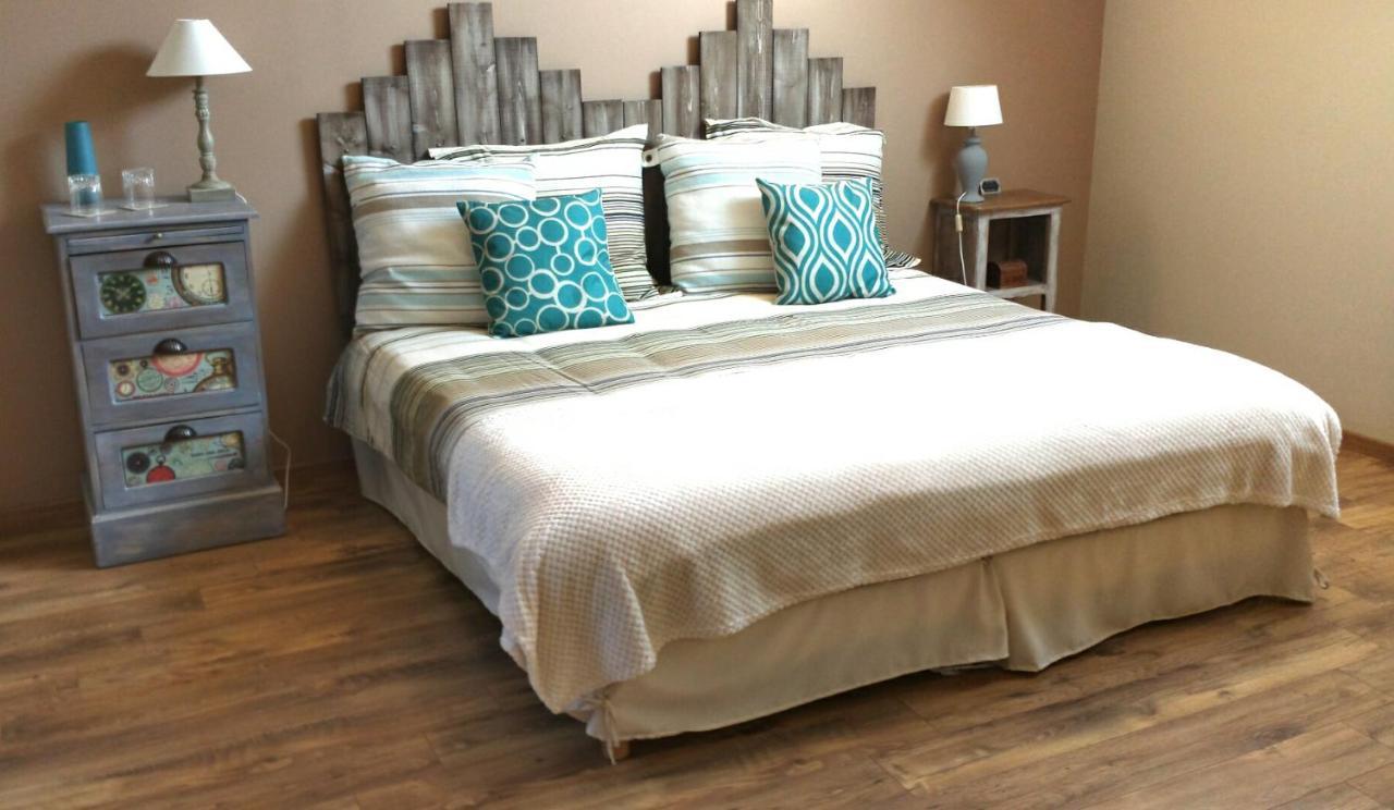Bed and Breakfast Les Trois Provinces Couffy Экстерьер фото