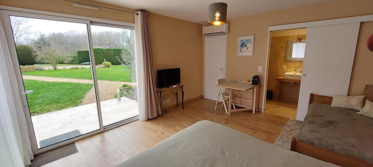 Bed and Breakfast Les Trois Provinces Couffy Экстерьер фото