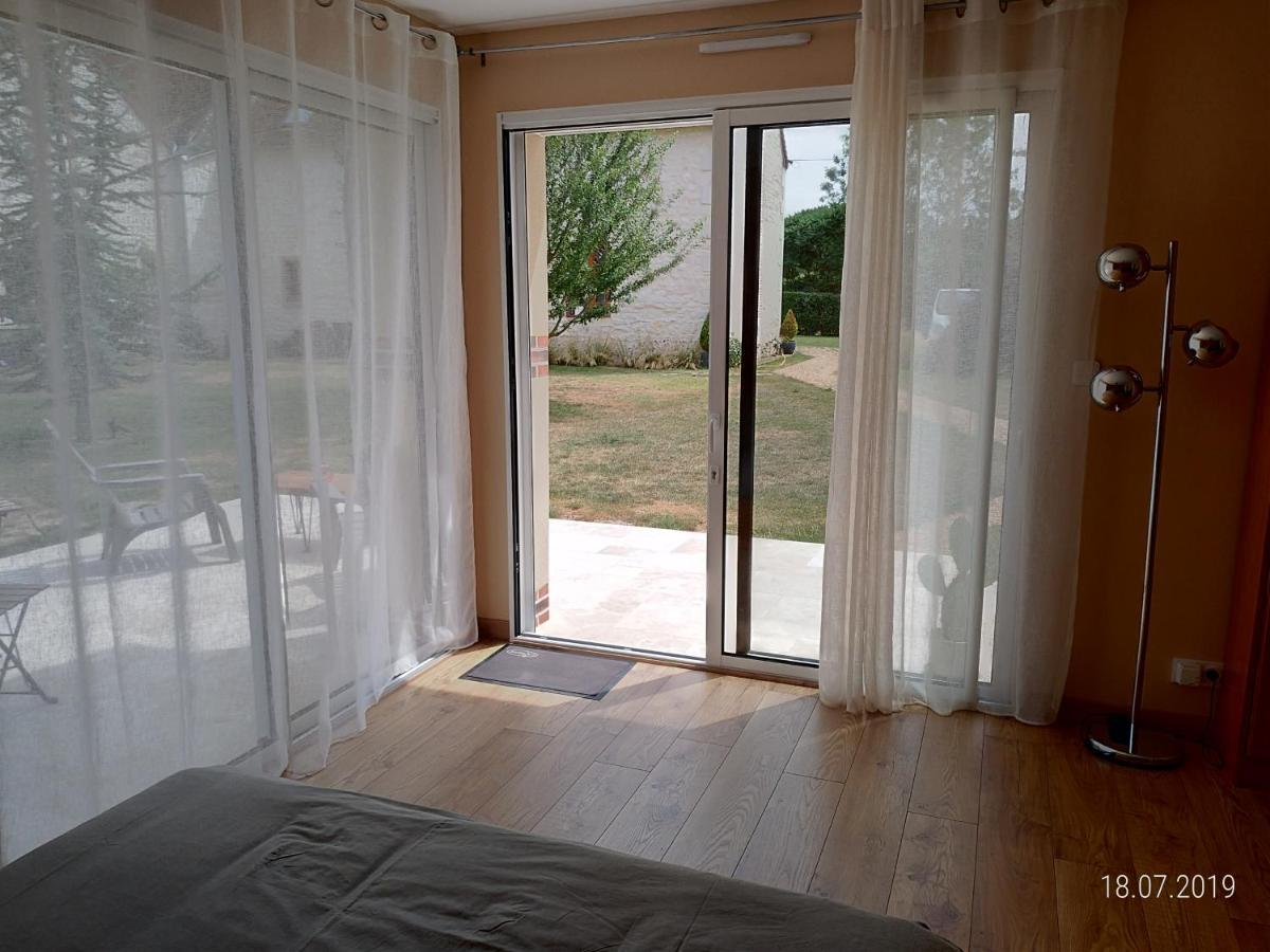 Bed and Breakfast Les Trois Provinces Couffy Экстерьер фото